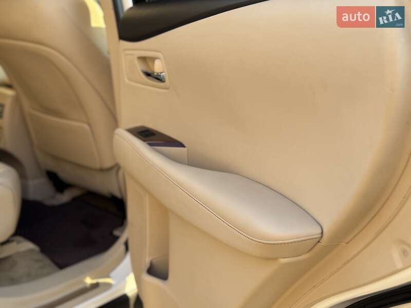 Внедорожник / Кроссовер Lexus RX 2014 в Николаеве