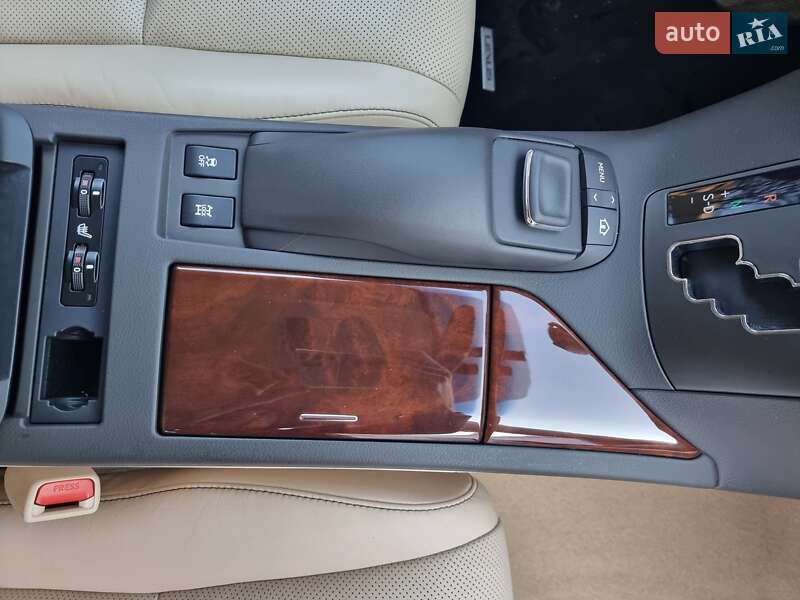 Внедорожник / Кроссовер Lexus RX 2014 в Харькове