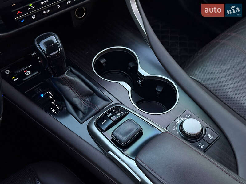 Позашляховик / Кросовер Lexus RX 2017 в Києві