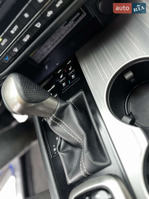 Внедорожник / Кроссовер Lexus RX 2016 в Днепре