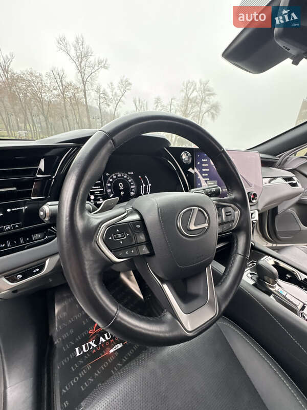 Позашляховик / Кросовер Lexus RX 2023 в Києві фото 17 Позашляховик / Кросовер Lexus RX 2023 в Києві