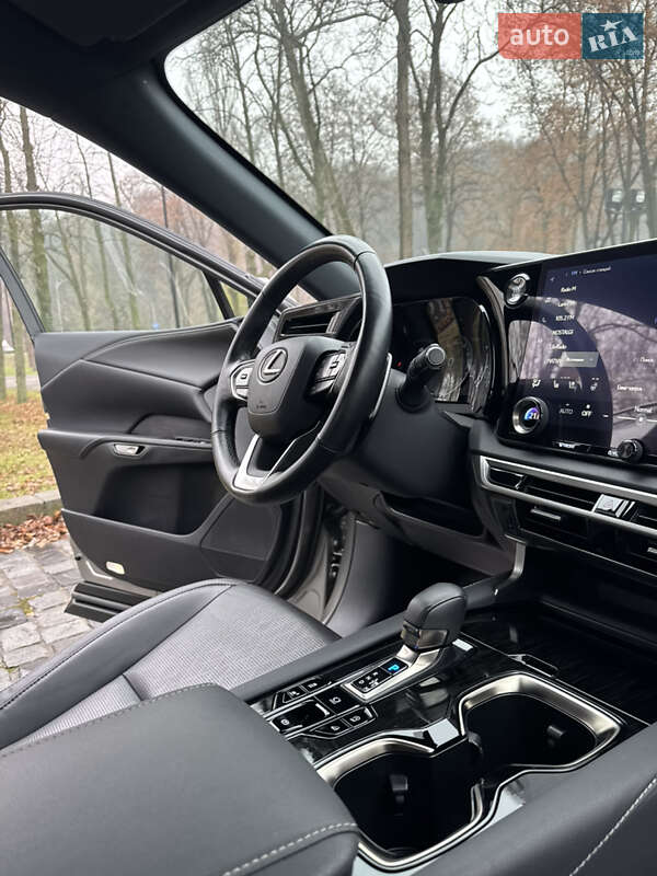 Позашляховик / Кросовер Lexus RX 2023 в Києві фото 33 Позашляховик / Кросовер Lexus RX 2023 в Києві