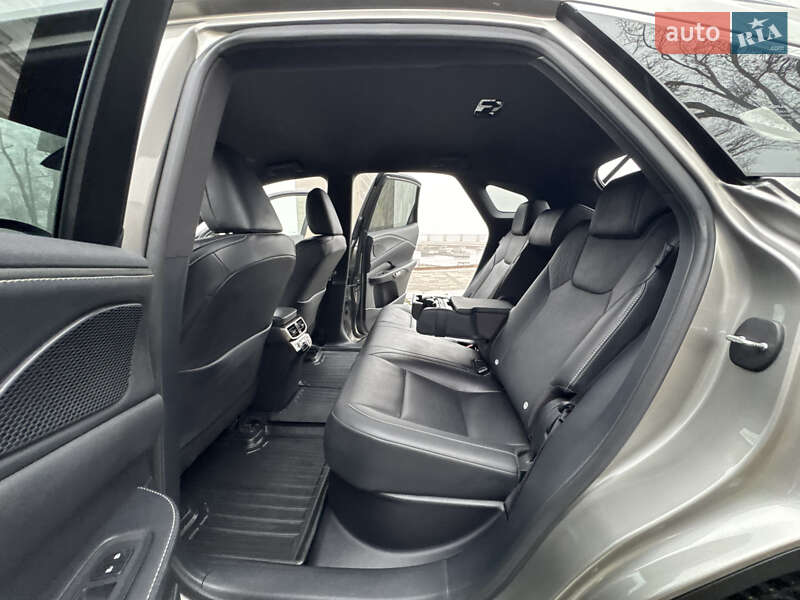 Позашляховик / Кросовер Lexus RX 2023 в Києві фото 37 Позашляховик / Кросовер Lexus RX 2023 в Києві