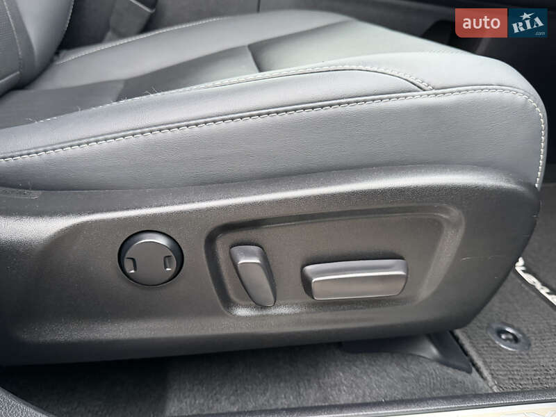 Внедорожник / Кроссовер Lexus RX 2022 в Львове фото 36 Внедорожник / Кроссовер Lexus RX 2022 в Львове