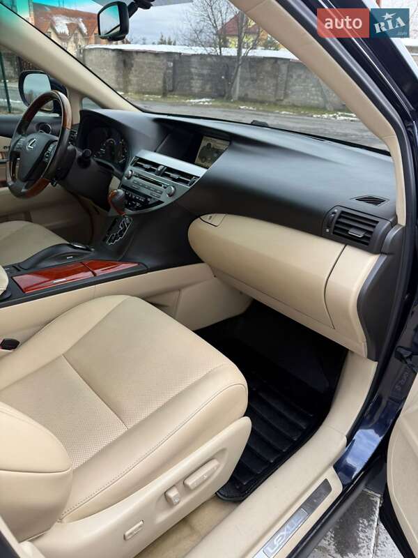 Позашляховик / Кросовер Lexus RX 2010 в Трускавці