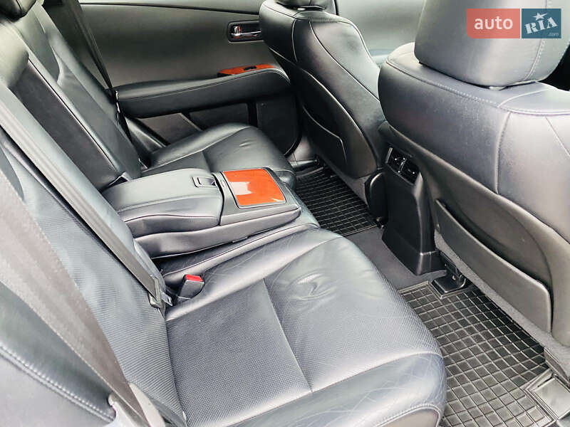 Внедорожник / Кроссовер Lexus RX 2010 в Харькове