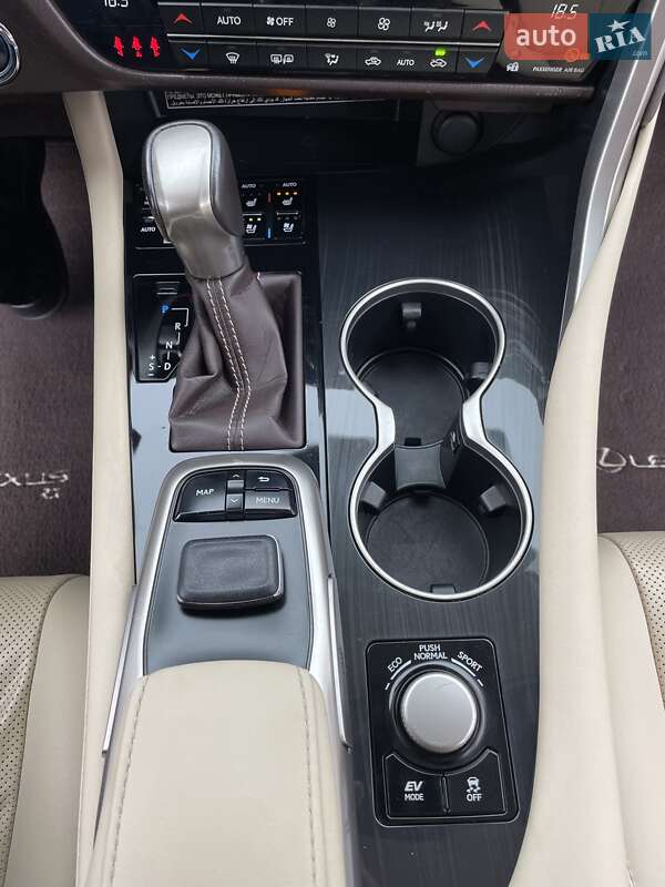 Позашляховик / Кросовер Lexus RX 2016 в Вінниці