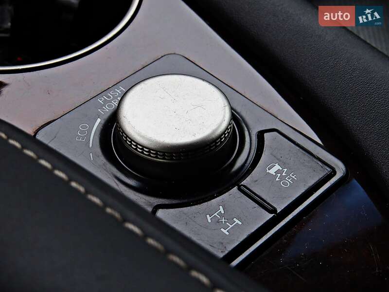 Позашляховик / Кросовер Lexus RX 2018 в Черкасах