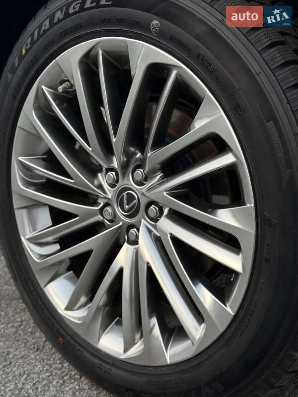 Внедорожник / Кроссовер Lexus RX 2021 в Запорожье