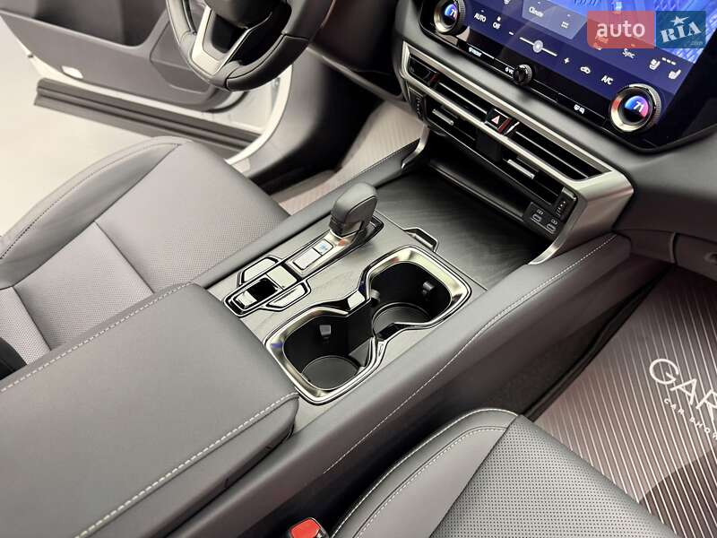 Внедорожник / Кроссовер Lexus RX 2023 в Киеве