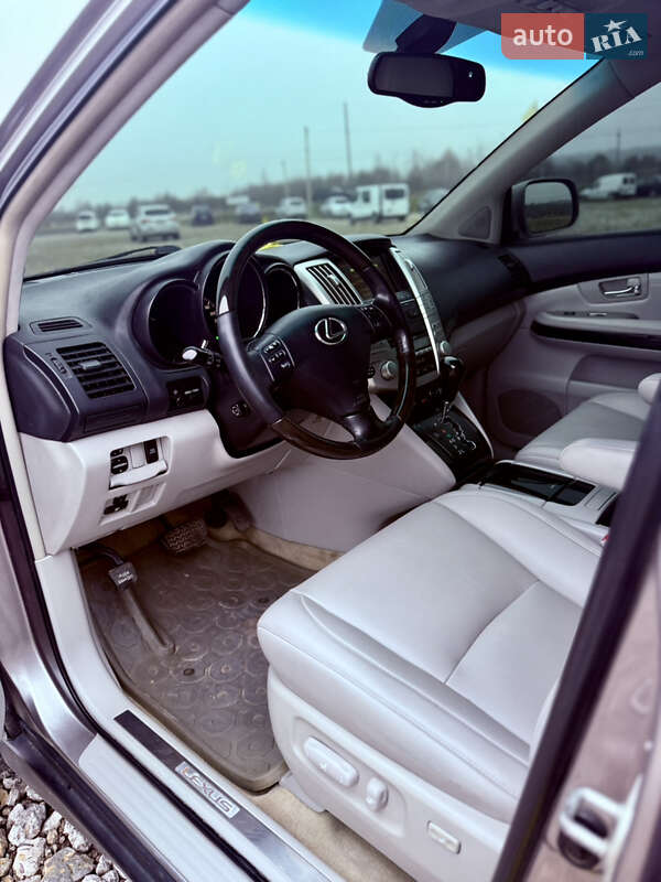 Позашляховик / Кросовер Lexus RX 2005 в Новояворівську
