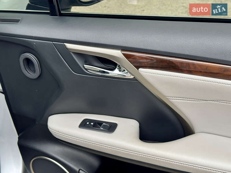 Внедорожник / Кроссовер Lexus RX 2017 в Киеве