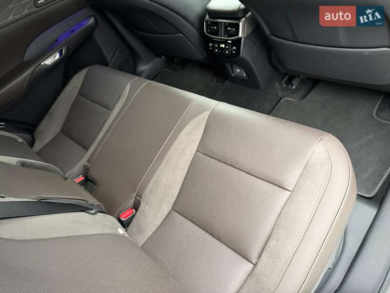 Внедорожник / Кроссовер Lexus RX 2024 в Киеве