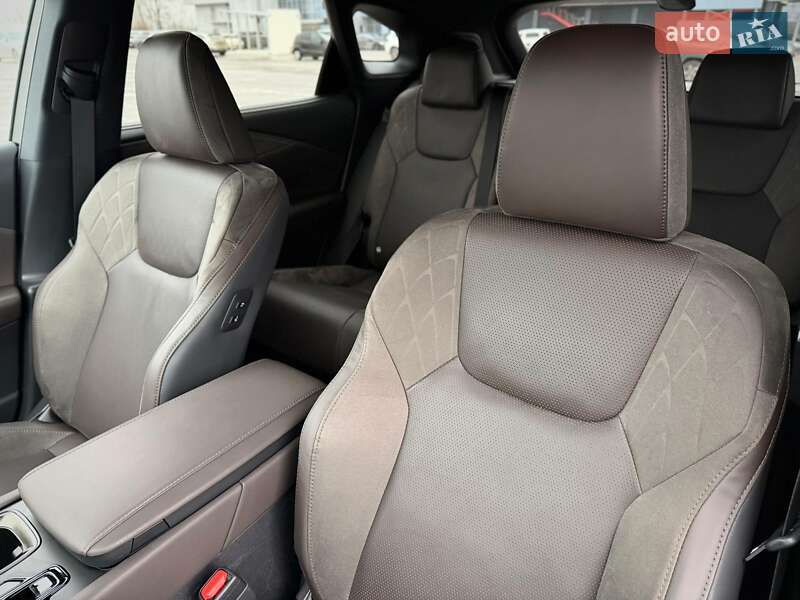 Внедорожник / Кроссовер Lexus RX 2024 в Киеве