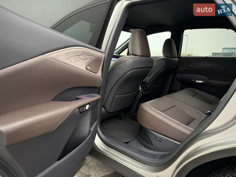 Внедорожник / Кроссовер Lexus RX 2024 в Киеве