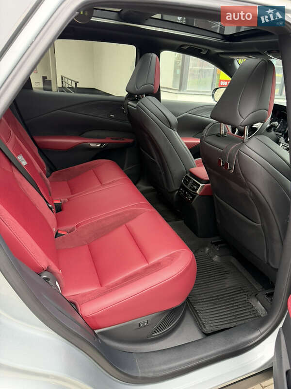 Внедорожник / Кроссовер Lexus RX 2023 в Ивано-Франковске