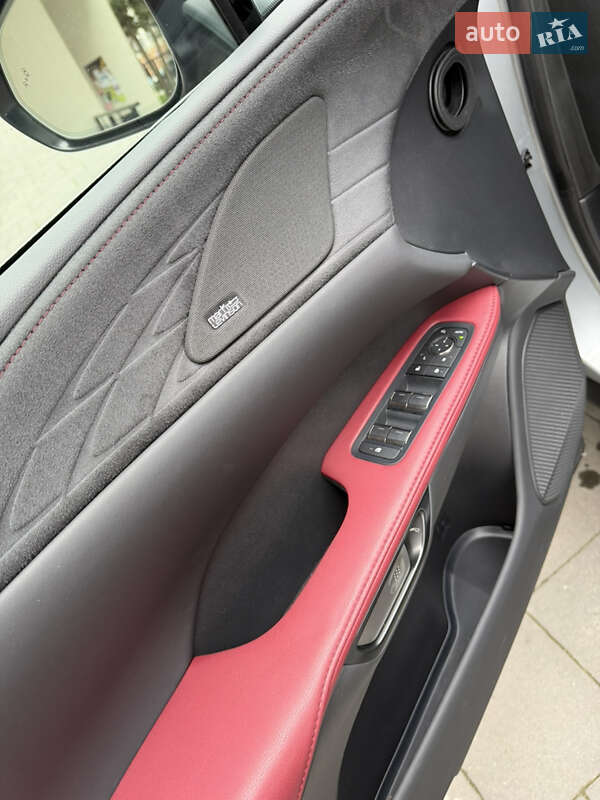 Внедорожник / Кроссовер Lexus RX 2023 в Ивано-Франковске