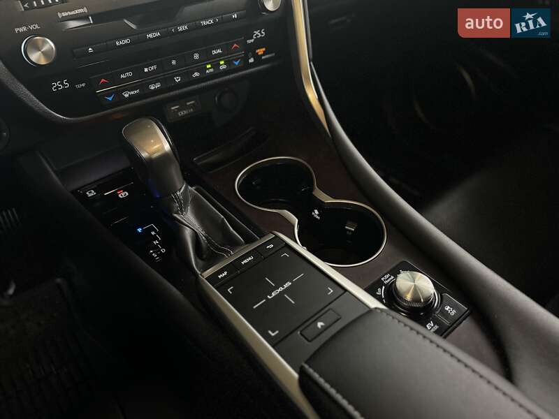 Внедорожник / Кроссовер Lexus RX 2019 в Виннице фото 52 Внедорожник / Кроссовер Lexus RX 2019 в Виннице