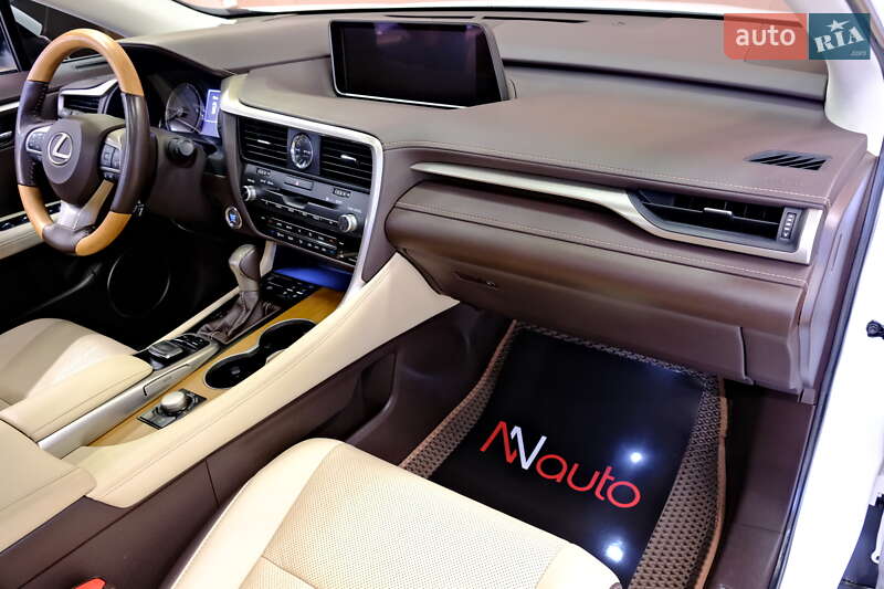 Внедорожник / Кроссовер Lexus RX 2018 в Одессе