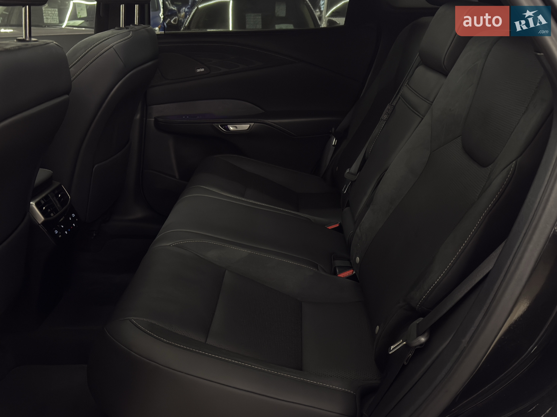 2023 Lexus RX - мініатюра 24