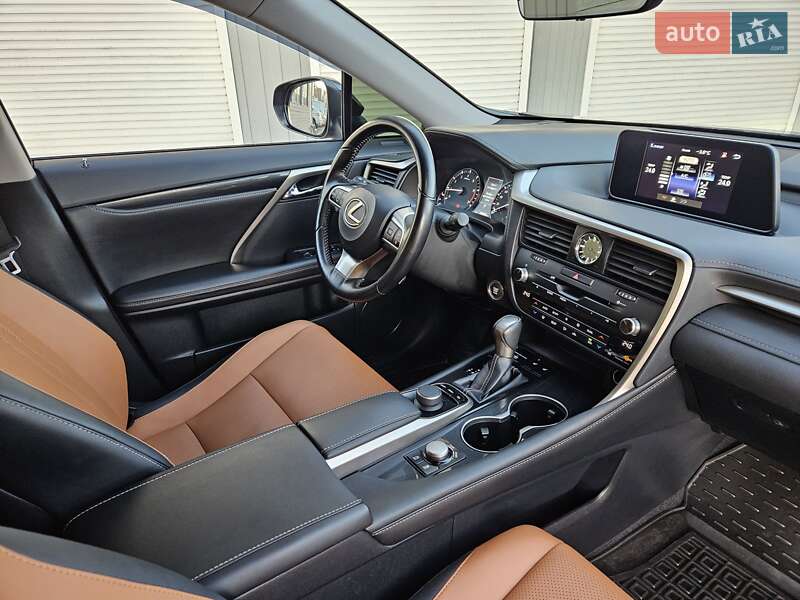 Внедорожник / Кроссовер Lexus RX 2018 в Киеве