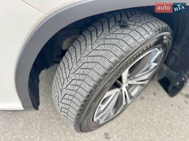 Внедорожник / Кроссовер Lexus RX 2016 в Киеве