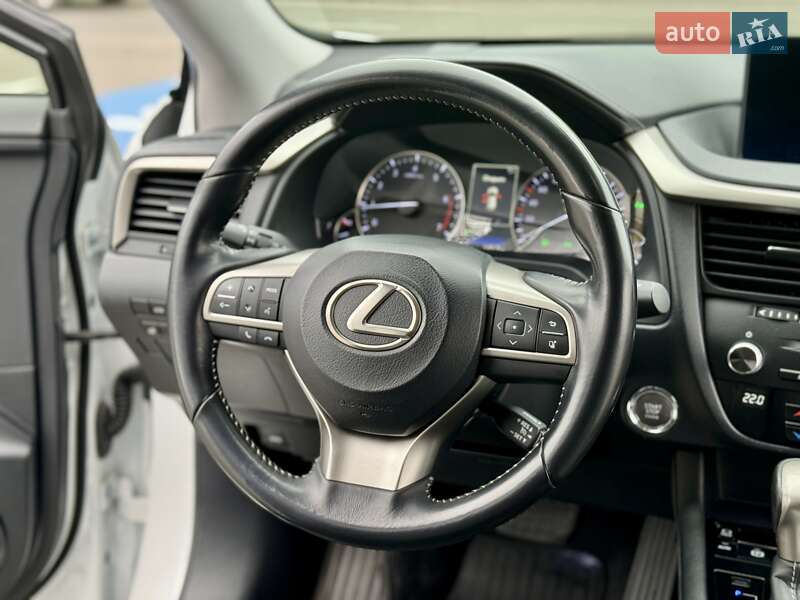 Внедорожник / Кроссовер Lexus RX 2016 в Киеве