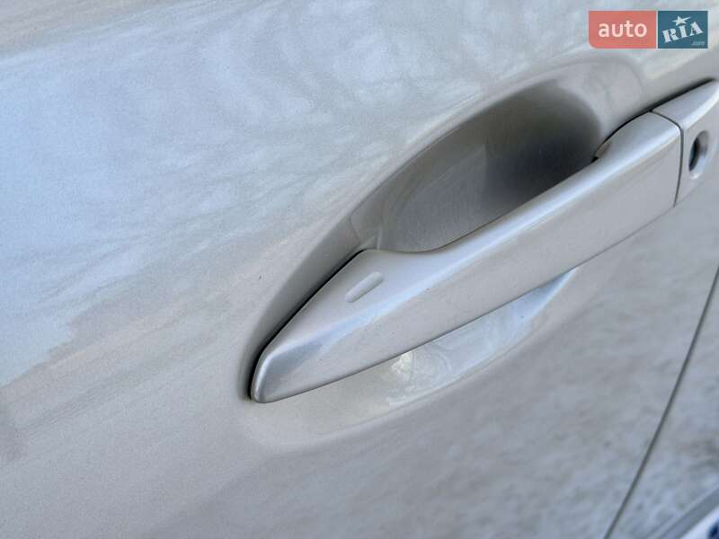 Внедорожник / Кроссовер Lexus RX 2011 в Киеве