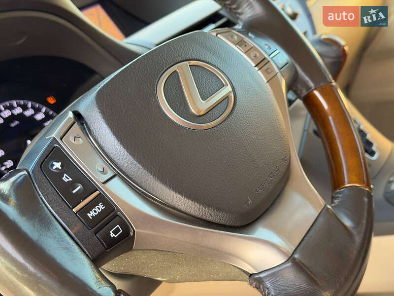 Внедорожник / Кроссовер Lexus RX 2013 в Ахтырке