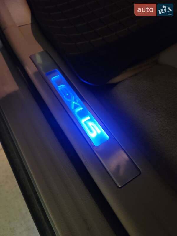 Позашляховик / Кросовер Lexus RX 2008 в Чернівцях