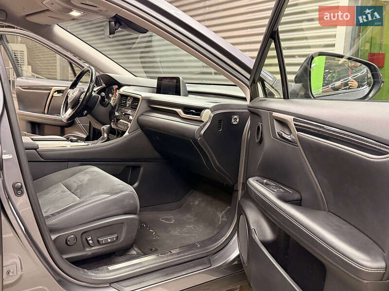 Внедорожник / Кроссовер Lexus RX 2018 в Киеве