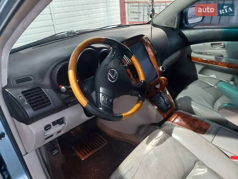 Внедорожник / Кроссовер Lexus RX 2005 в Черновцах