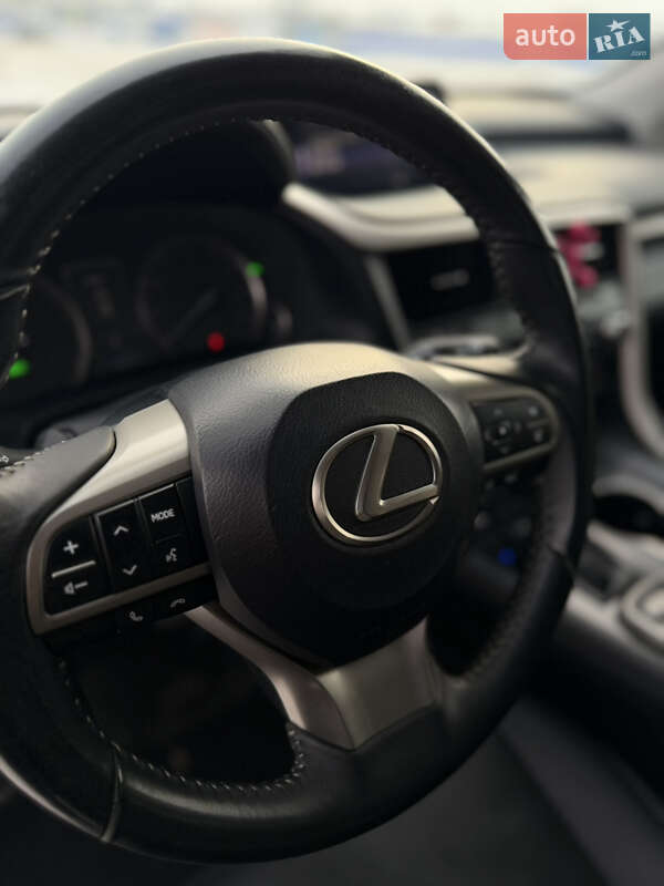 Внедорожник / Кроссовер Lexus RX 2018 в Львове фото 16 Внедорожник / Кроссовер Lexus RX 2018 в Львове