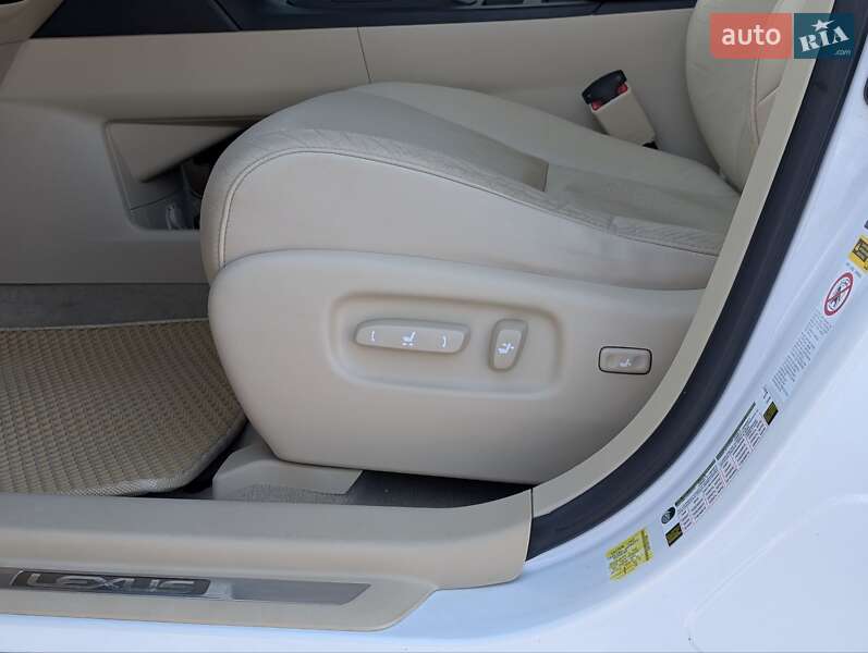 Внедорожник / Кроссовер Lexus RX 2011 в Ивано-Франковске