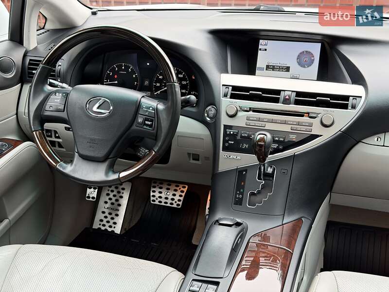 Внедорожник / Кроссовер Lexus RX 2010 в Одессе