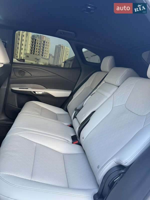 Позашляховик / Кросовер Lexus RX 2025 в Харкові фото 20 Позашляховик / Кросовер Lexus RX 2025 в Харкові