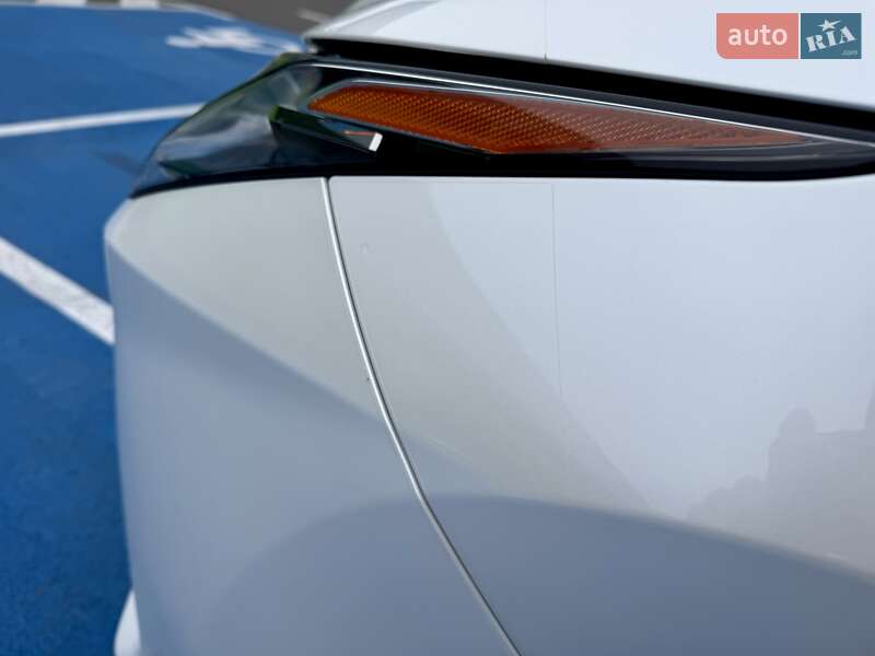 Позашляховик / Кросовер Lexus RX 2016 в Києві