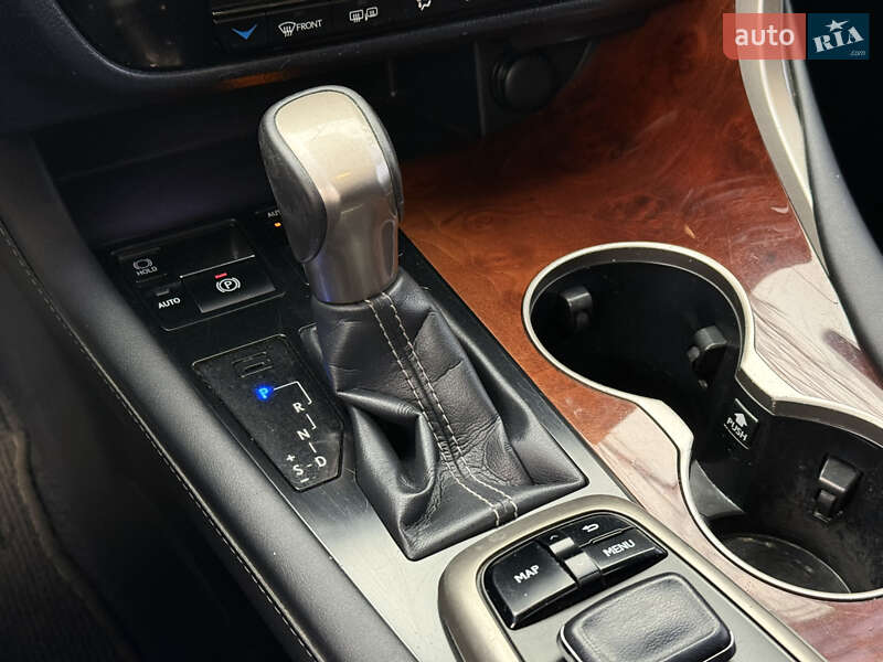 Внедорожник / Кроссовер Lexus RX 2018 в Николаеве