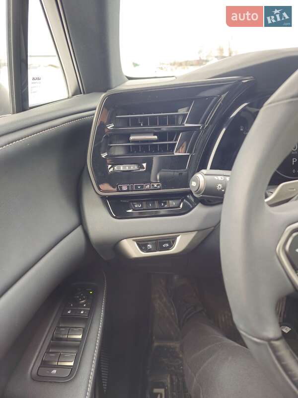 Внедорожник / Кроссовер Lexus RX 2023 в Коростене