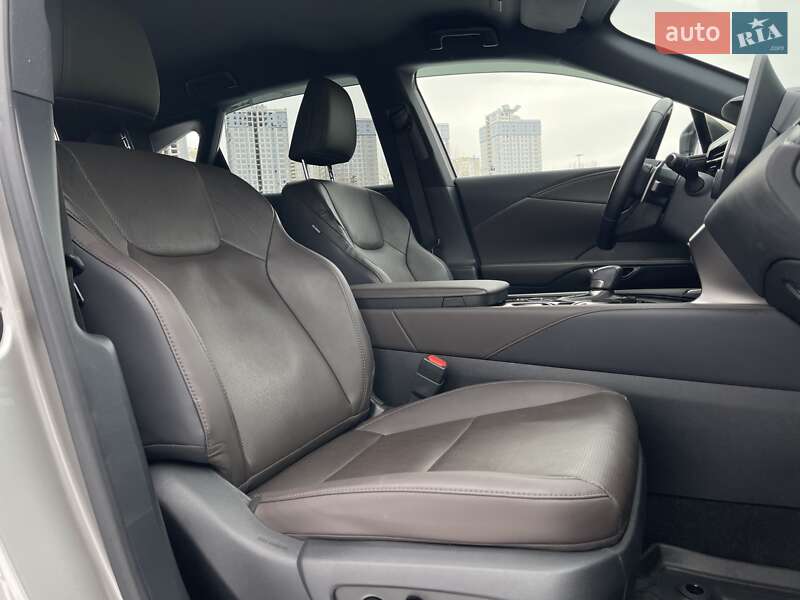 Позашляховик / Кросовер Lexus RX 2023 в Києві