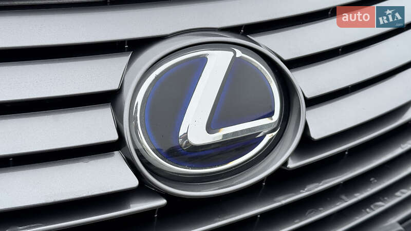 Позашляховик / Кросовер Lexus RX 2017 в Києві