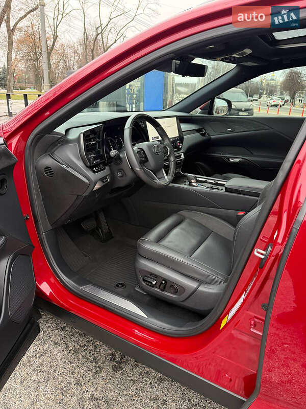 Позашляховик / Кросовер Lexus RX 2023 в Чернівцях