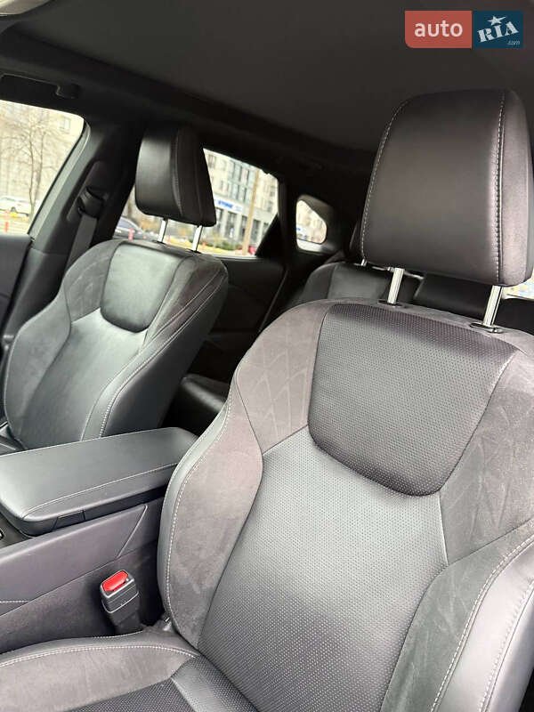 Позашляховик / Кросовер Lexus RX 2023 в Чернівцях