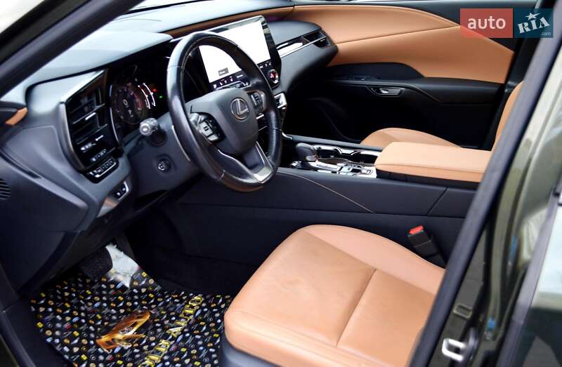 Позашляховик / Кросовер Lexus RX 2023 в Одесі фото 15 Позашляховик / Кросовер Lexus RX 2023 в Одесі