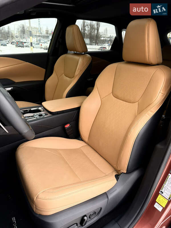 Позашляховик / Кросовер Lexus RX 2023 в Києві фото 25 Позашляховик / Кросовер Lexus RX 2023 в Києві