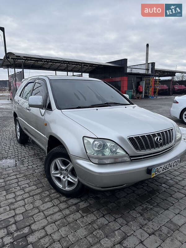 Lexus RX 2001