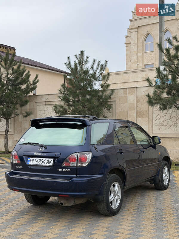 Позашляховик / Кросовер Lexus RX 2000 в Одесі