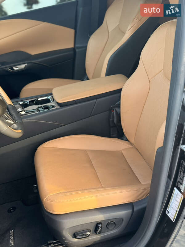 Позашляховик / Кросовер Lexus RX 2024 в Львові фото 15 Позашляховик / Кросовер Lexus RX 2024 в Львові