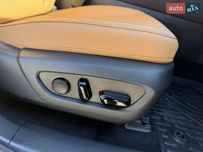 Внедорожник / Кроссовер Lexus RX 2024 в Днепре