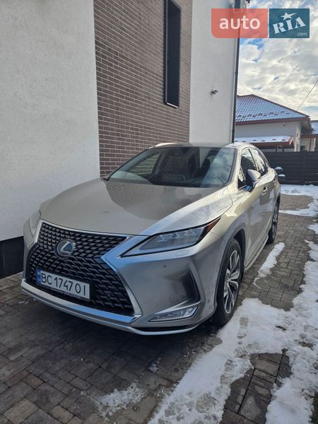 Lexus RX 2021